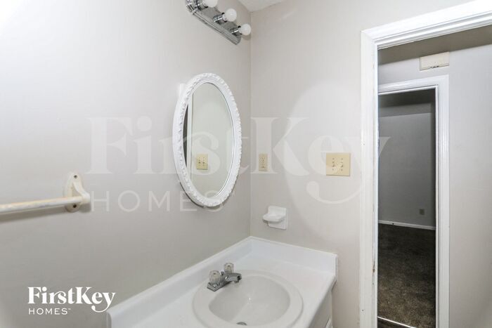 Building Photo - 4130 Silverleaf Rd