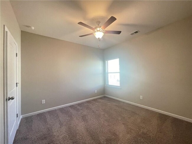 Building Photo - 145 Bryon Ln