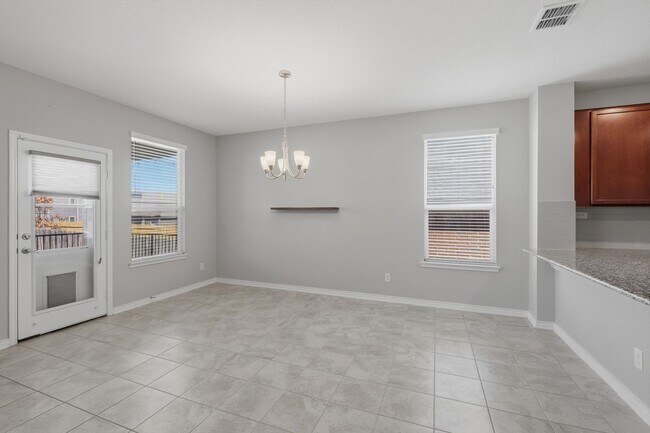 Building Photo - **Move-In Special, One Month Free**