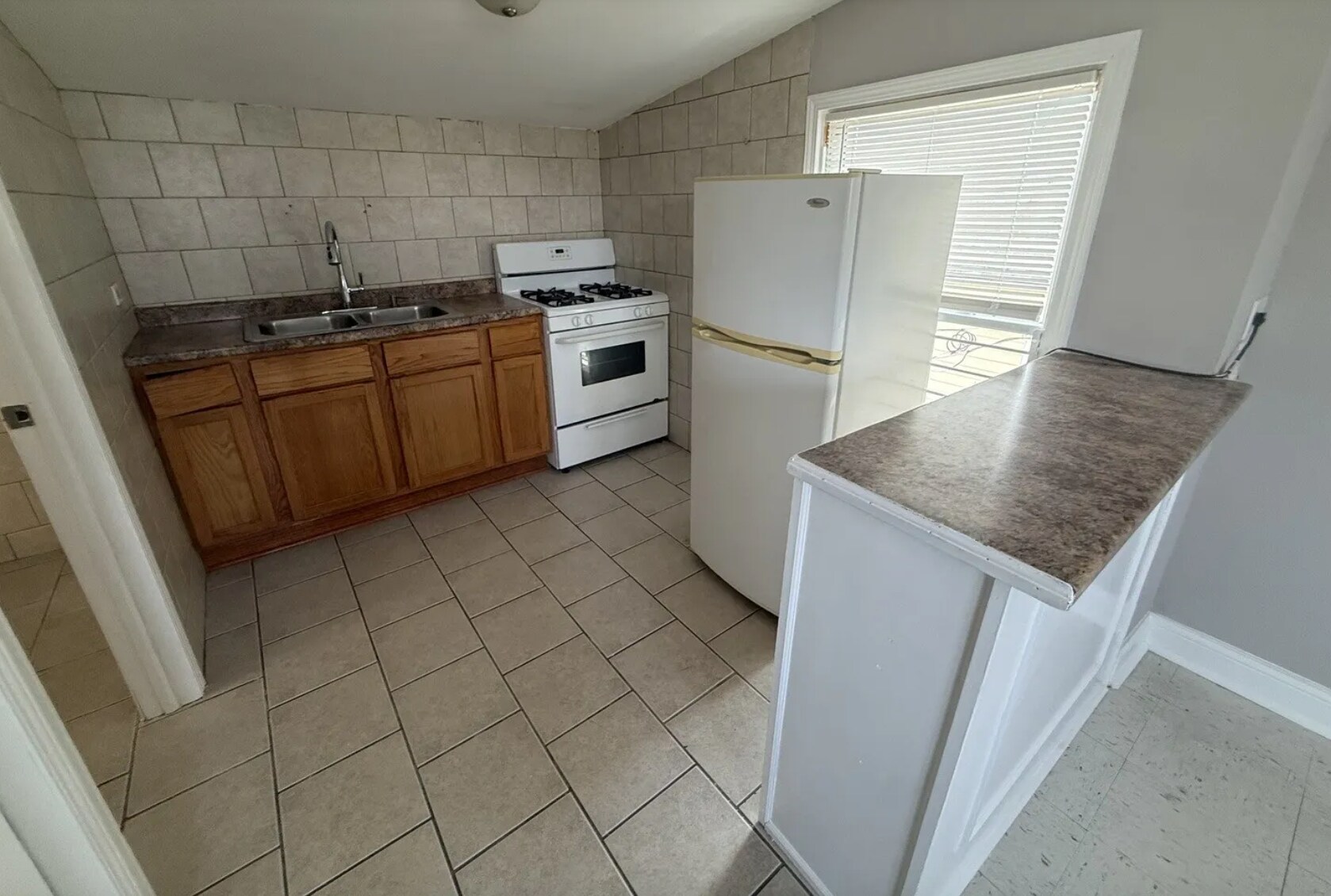 Building Photo - 2349 N Lorel Ave