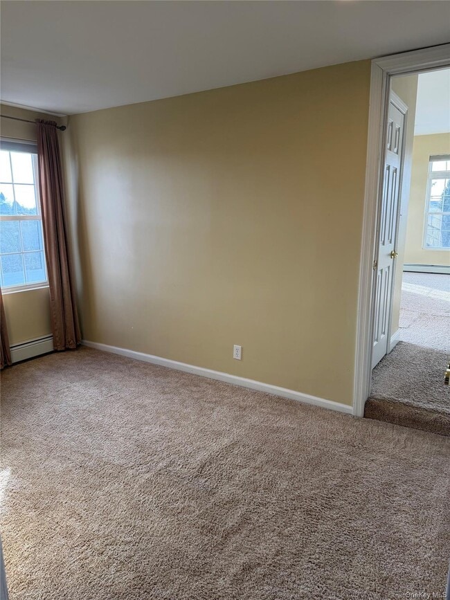 Building Photo - 72 N Fordham Rd