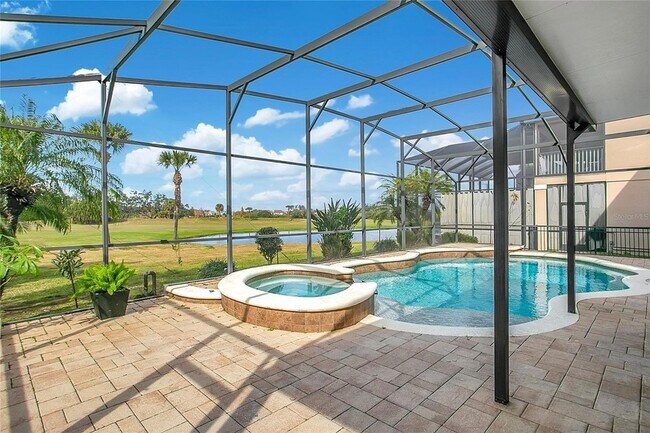 Building Photo - 15049 Spinnaker Cove Ln