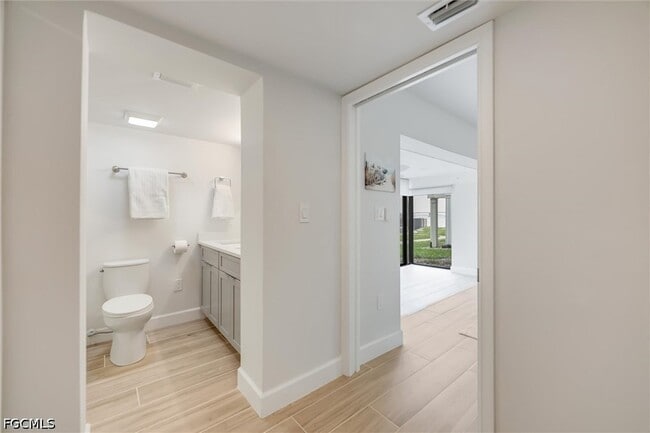 Building Photo - 760 Sextant Dr