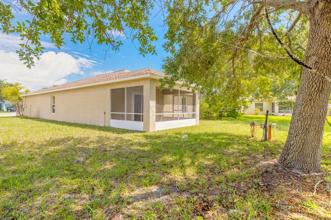 Building Photo - 109 Blue Daze Cir