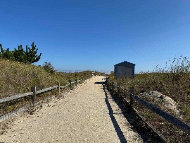 Building Photo - 4500 W Brigantine Ave