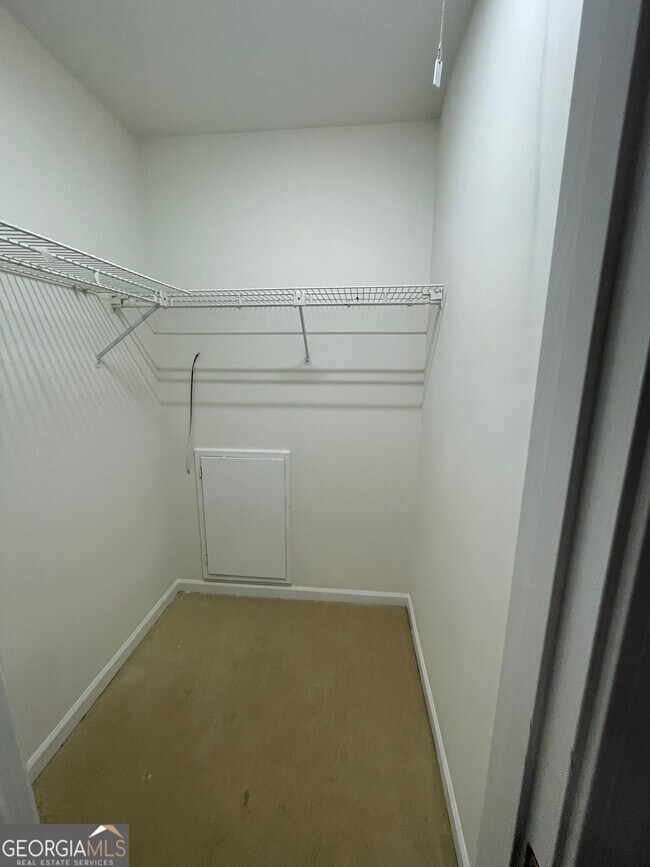 Building Photo - 121 Chipley Creek Dr