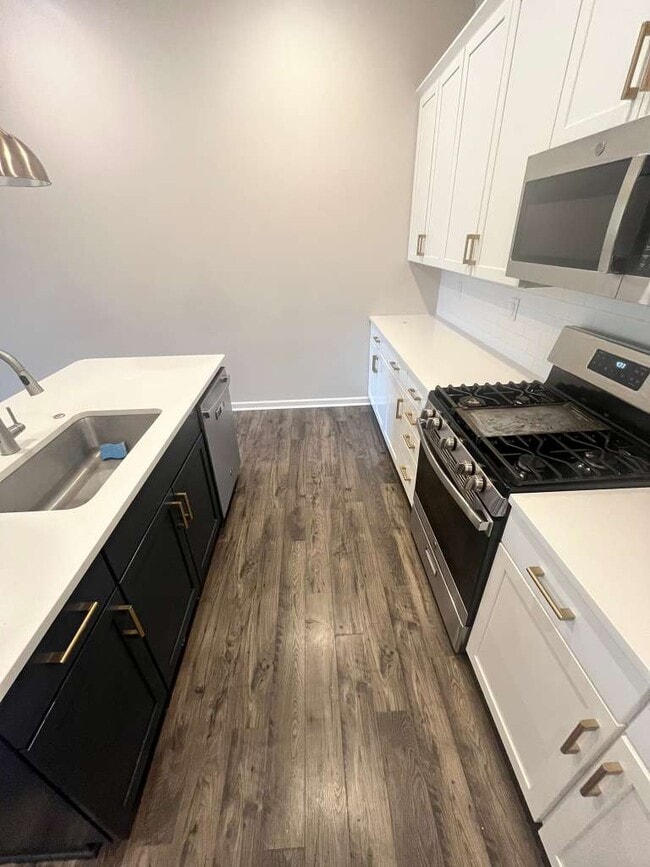 Building Photo - 5714 Rivulet Wy