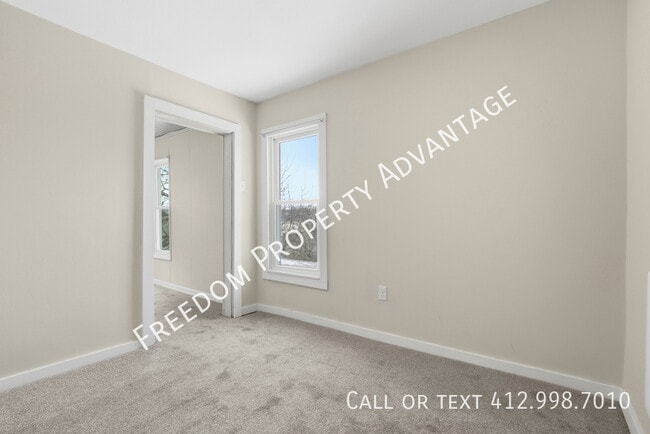 Building Photo - 57 Aylesworth Ave