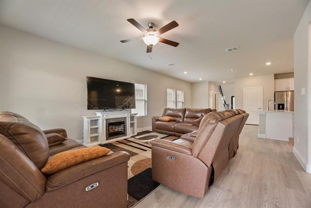 Building Photo - 605 Willet Dr