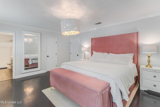 Building Photo - 106 Piney Ridge Rd