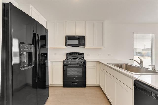 Building Photo - 1032 Sugarberry St