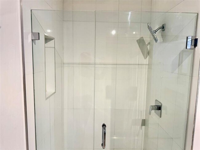 Building Photo - 5357 Buckhead Cir