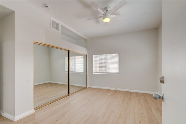 Building Photo - 4645-4647 Saratoga Avenue