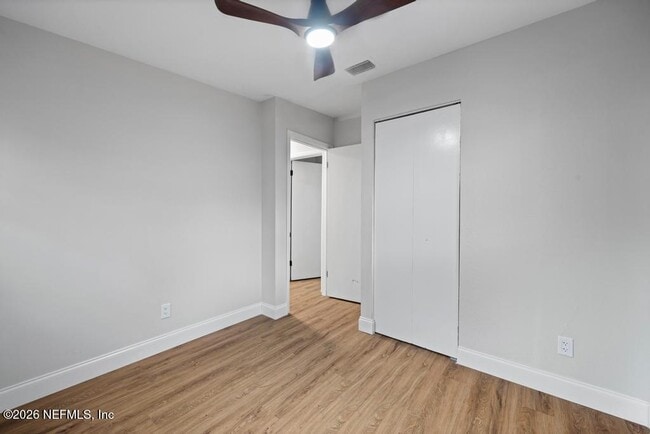 Building Photo - 1012 Beckner Ave