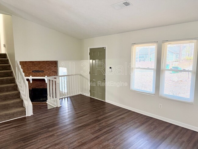 Building Photo - 3237 Brisbane Way