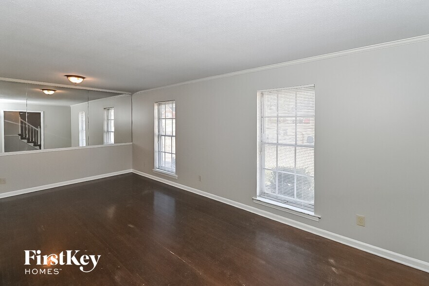 Building Photo - 3148 Glen Echo Dr