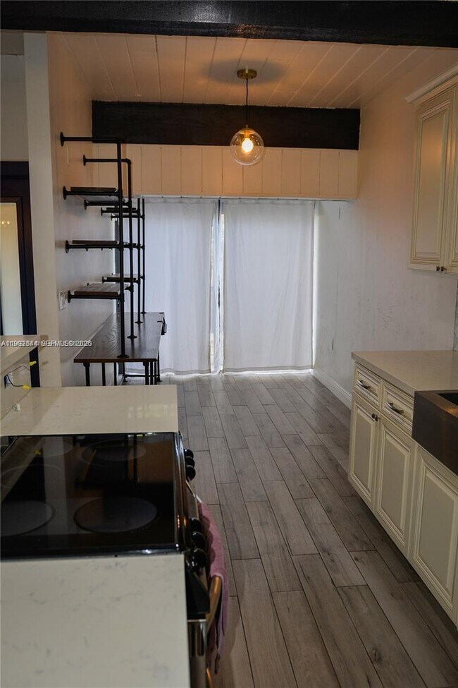 Building Photo - 7849 SW 103rd Pl