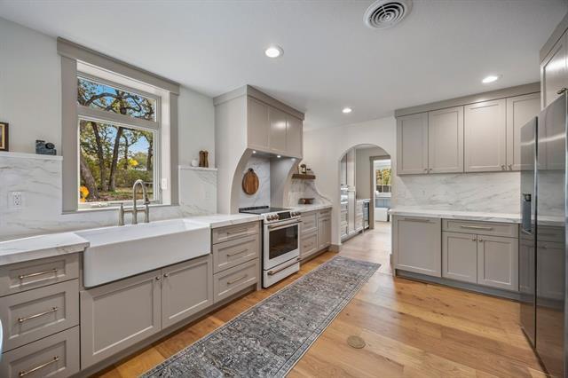 Building Photo - 2204 N Pearson Ln