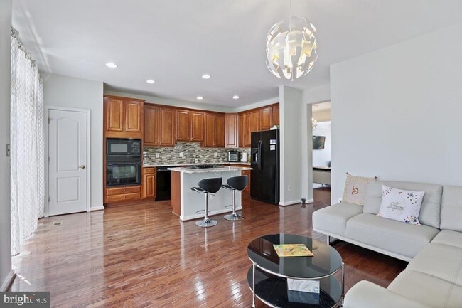 Building Photo - 22054 Dilworth Square