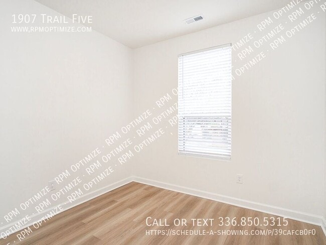 Building Photo - 1907 Trail Five