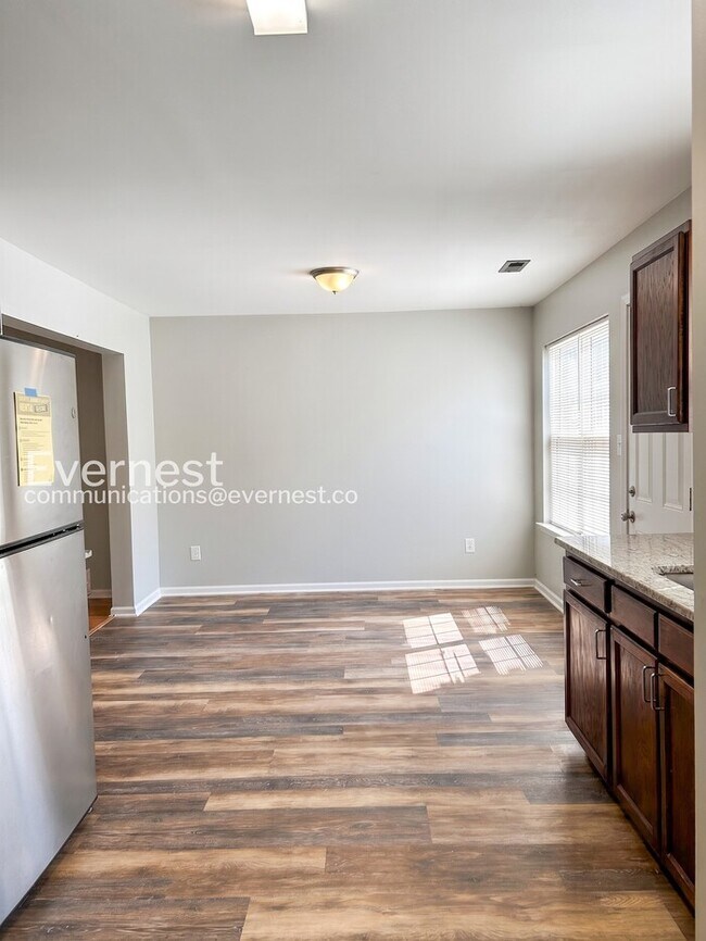 Building Photo - 10339 Gold Pan Rd