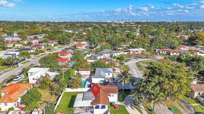 Building Photo - Southwest 27th Street, Miami, FL 33155 - 3 BR 1 BA single-family home
