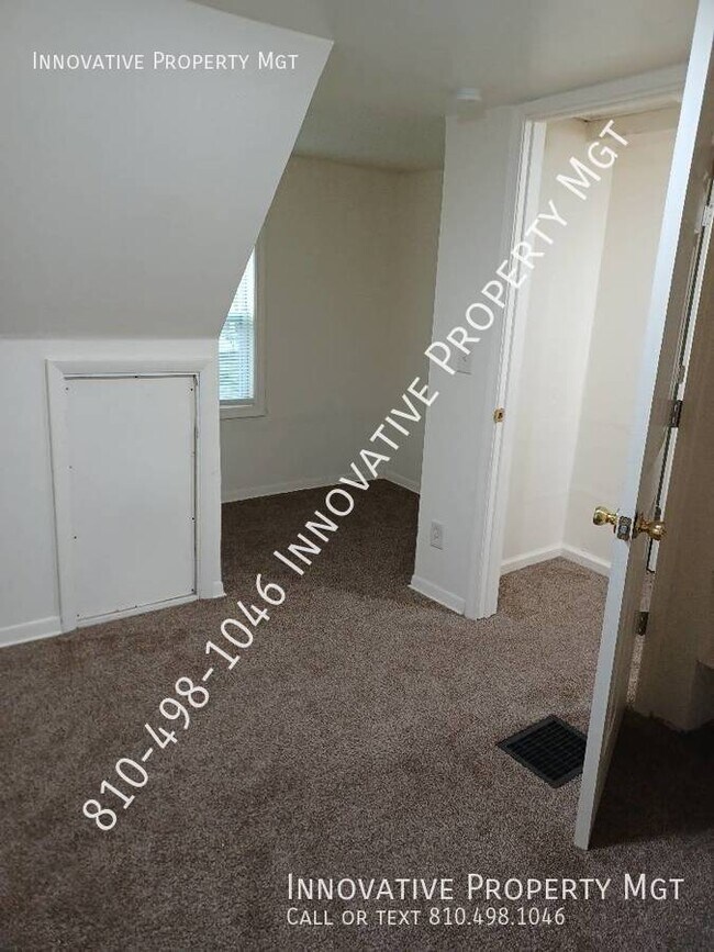Building Photo - Recently refinished 3 bedroom , 1 bath home!