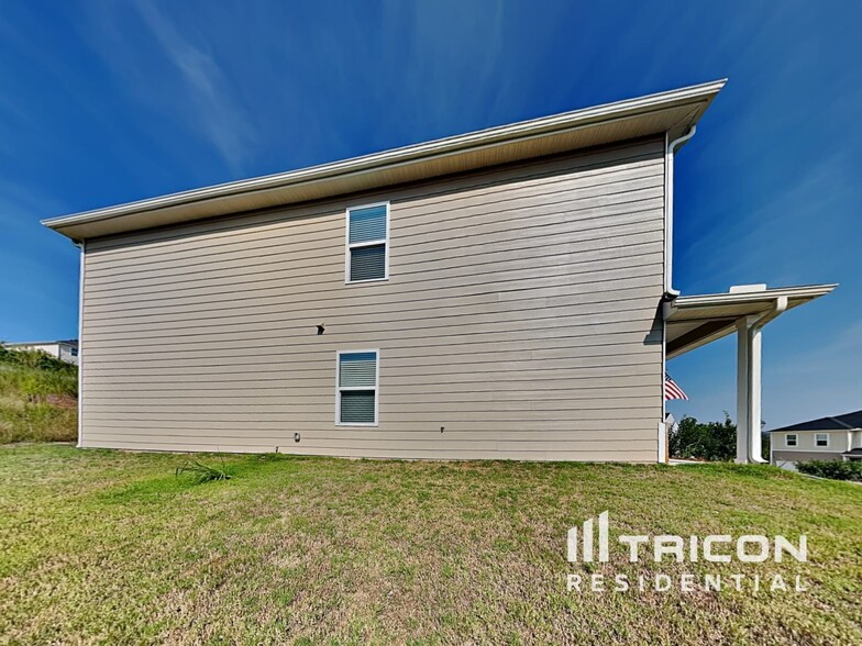 Building Photo - 357 Indian River Dr