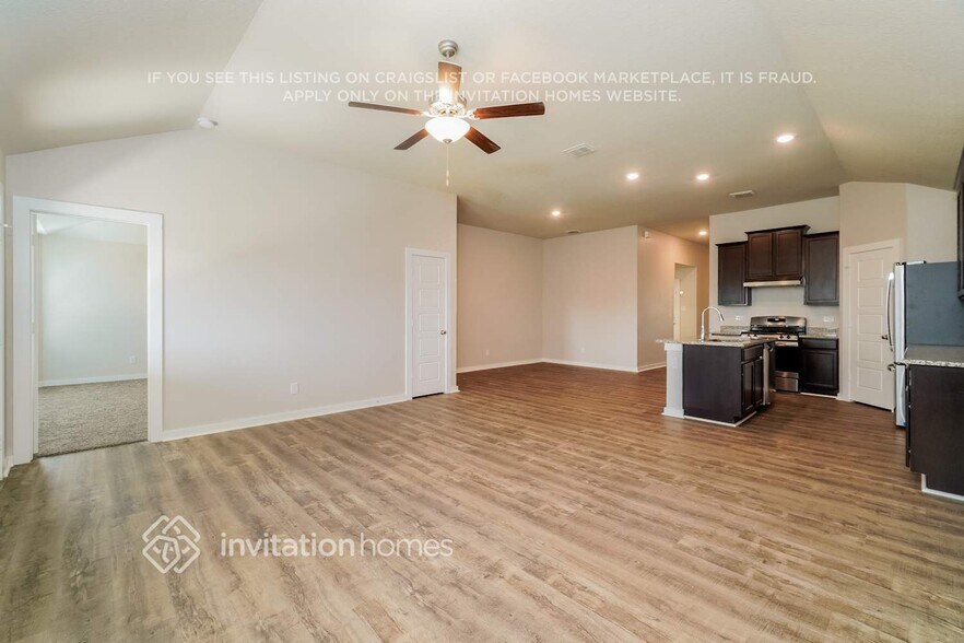 Building Photo - 6952 Cetera Way