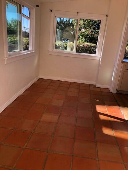 Building Photo - 258 Mar Vista Dr