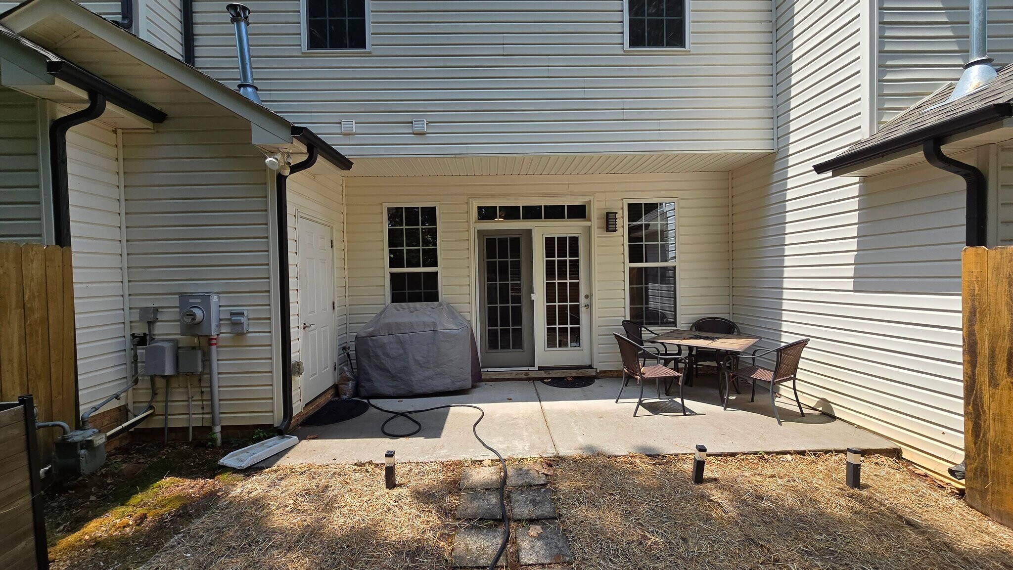 Building Photo - 32 Nandina Dr