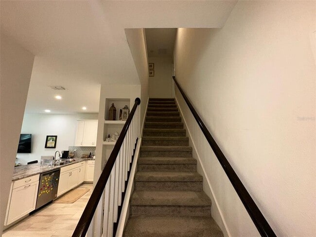 Building Photo - 13348 Abuela Aly