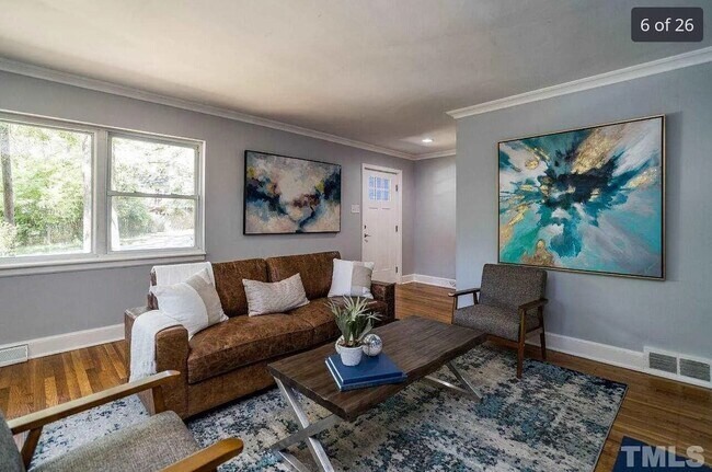 Building Photo - Updated 3 Bedroom Ranch with Stunning Details in Trinity Park - Fenced-in Yard, Pet Friendly!
