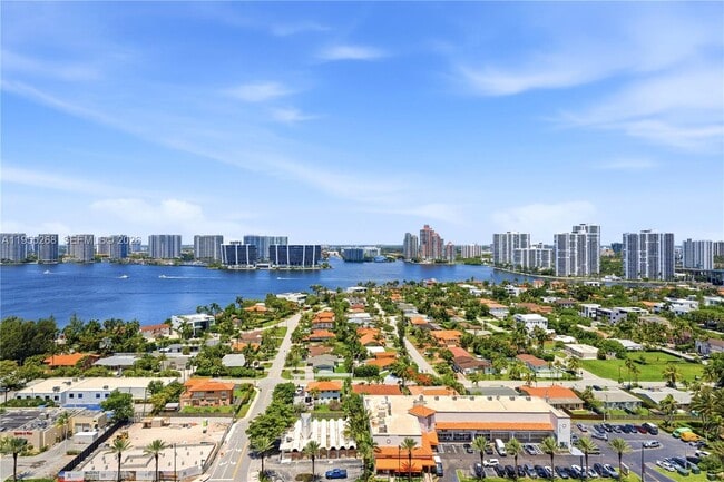 Building Photo - 18671 Collins Ave
