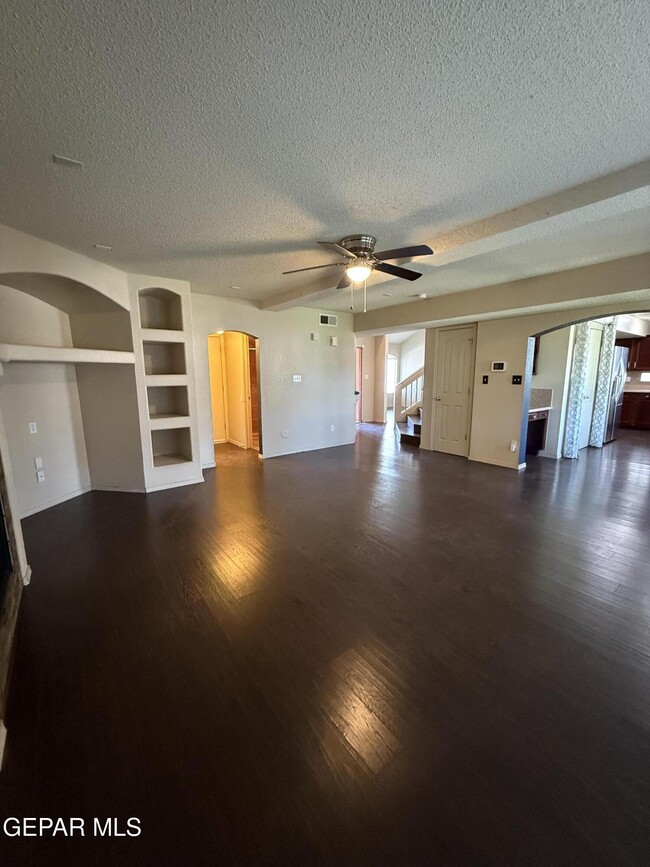 Building Photo - 12557 Paseo Lindo Dr