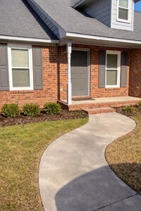 Building Photo - 2005 Tudor St