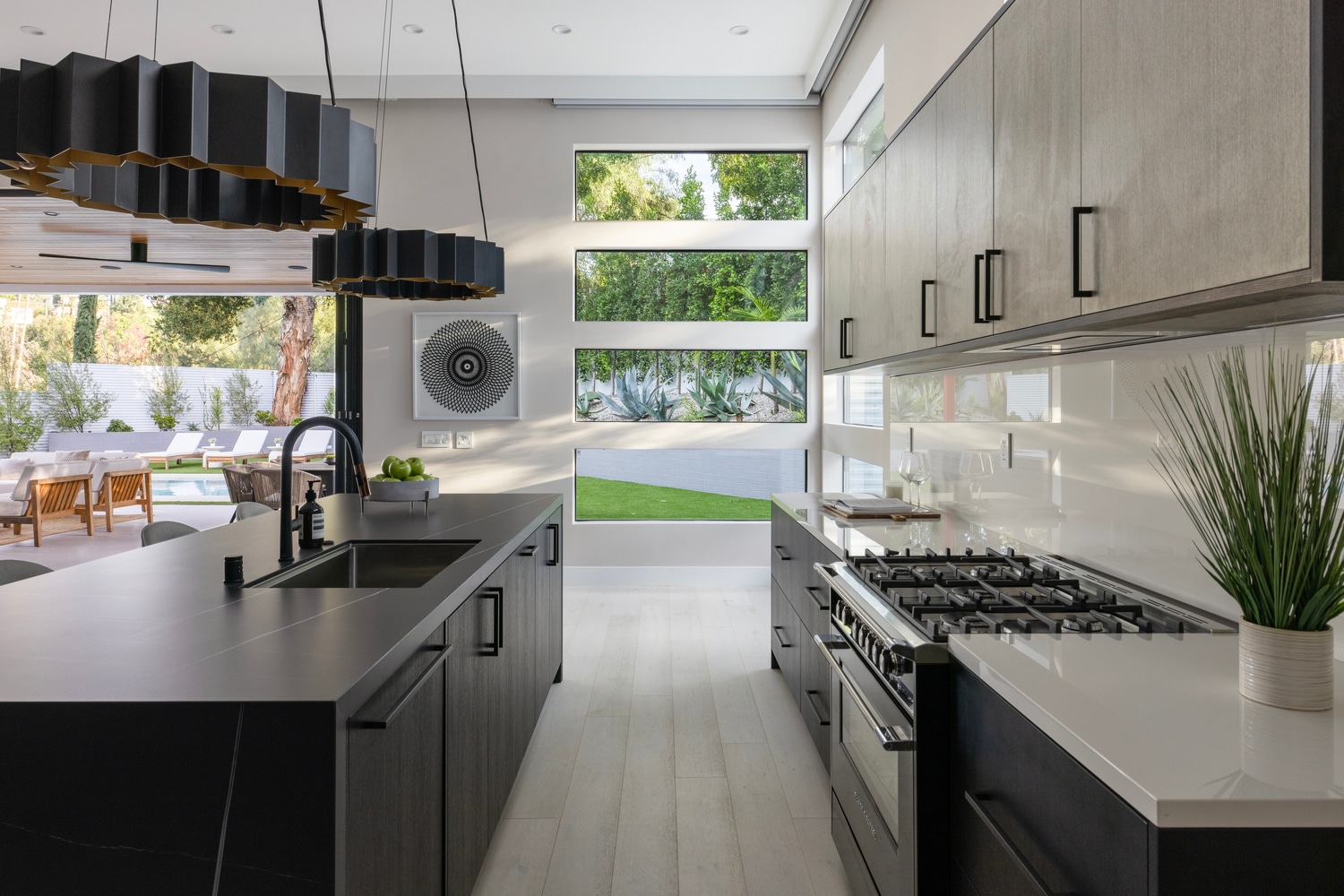 Building Photo - 22020 Alizondo Dr