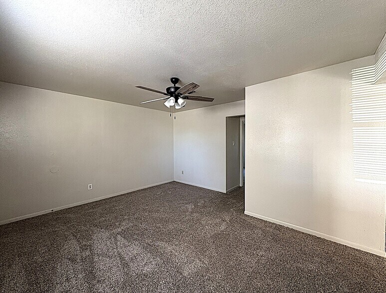 Building Photo - 207 Northern Dove Ln