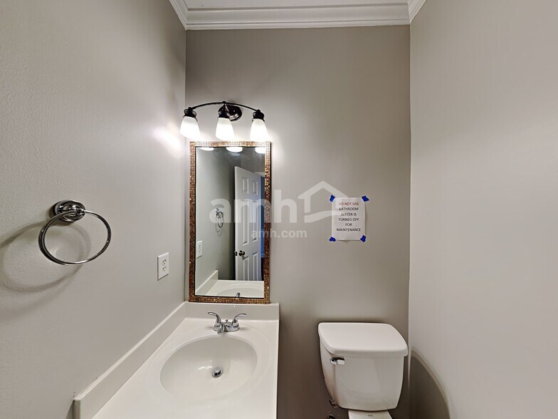 Building Photo - 11412 Leigh Glen Cir