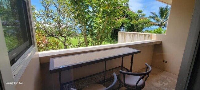 Building Photo - 84 Pukihae St