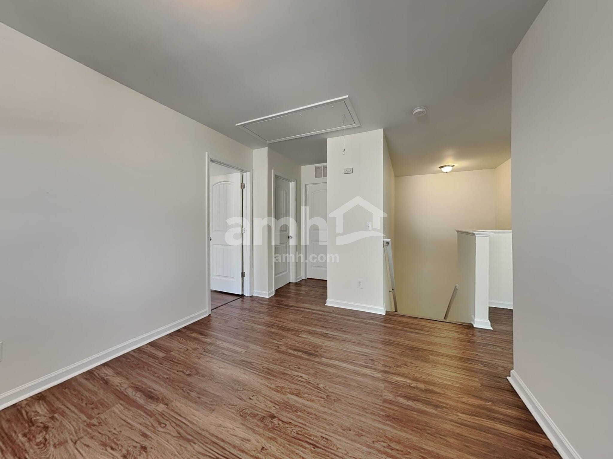 Building Photo - 4483 Middletown Dr