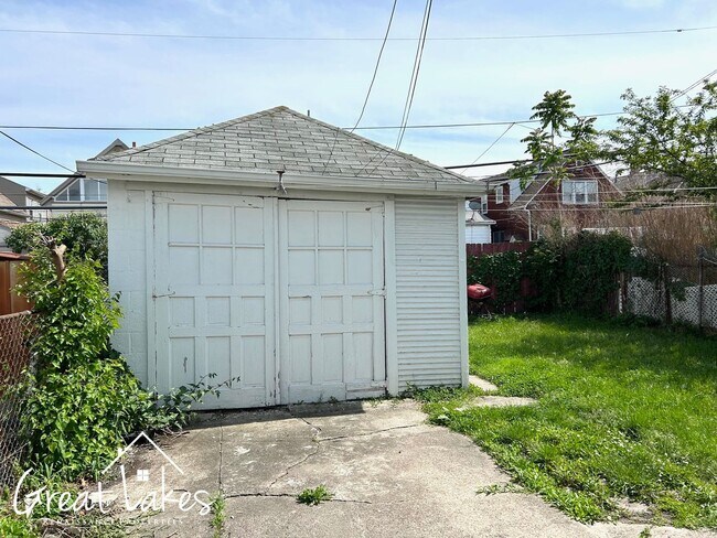 Building Photo - 2716 Belmont St