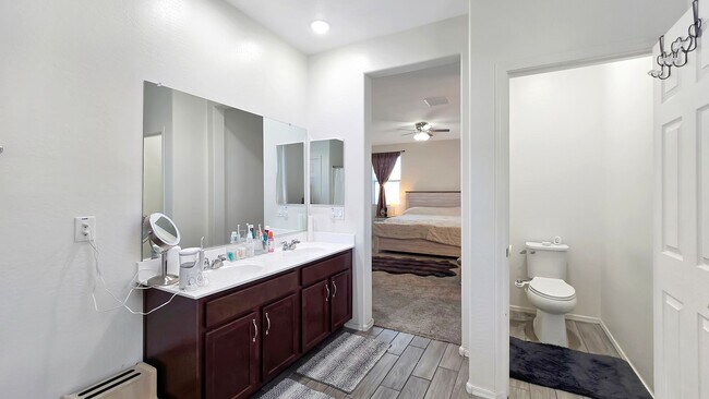 Building Photo - Beautiful and Spacious Cortana at Desert Oasis Home!! Community Pool!
