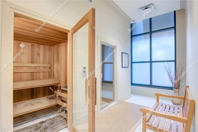Building Photo - 3040 Peachtree Rd NW