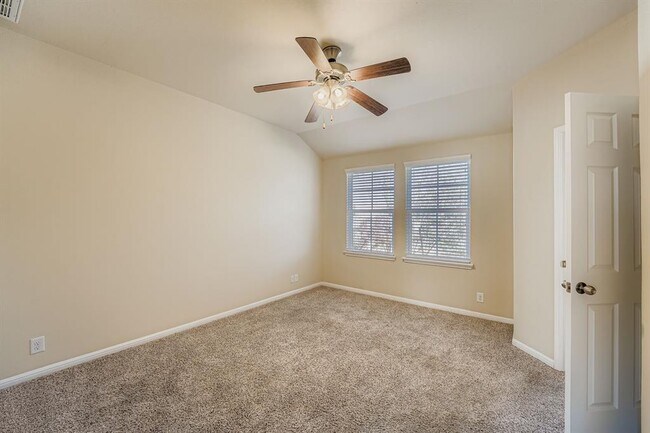 Building Photo - 1042 Lost Pines Ln