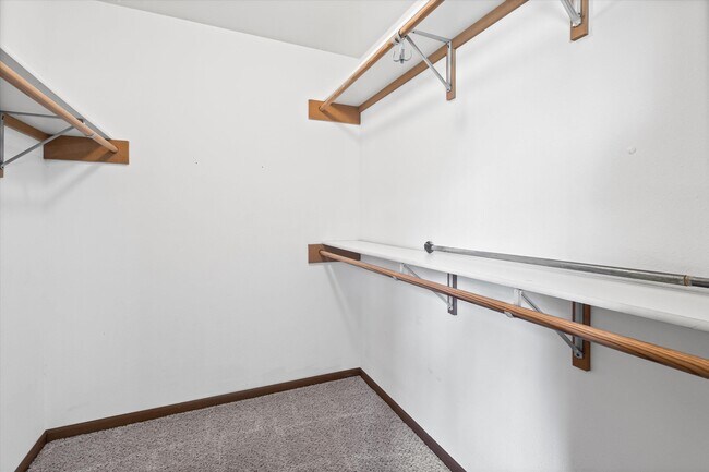 Building Photo - 3708 Panther Dr