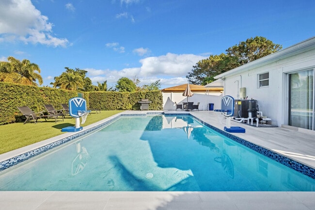 Building Photo - 2007 Northridge Rd