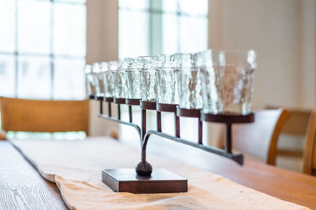 Building Photo - 11468 Club Dr