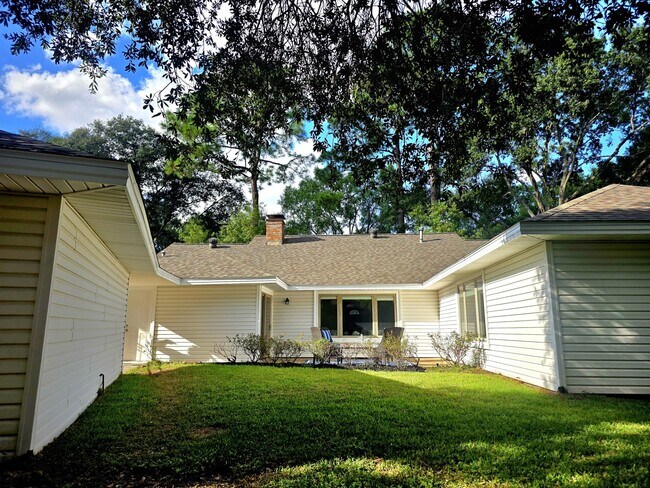 Building Photo - 12511 Shepherds Ridge Dr