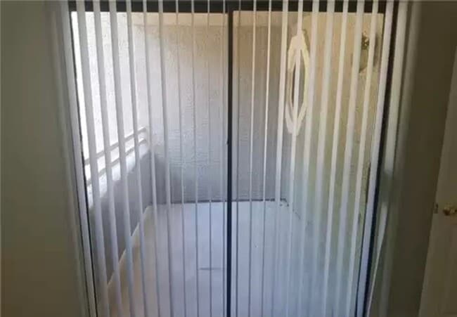 Building Photo - Charming 1st Floor Comdo